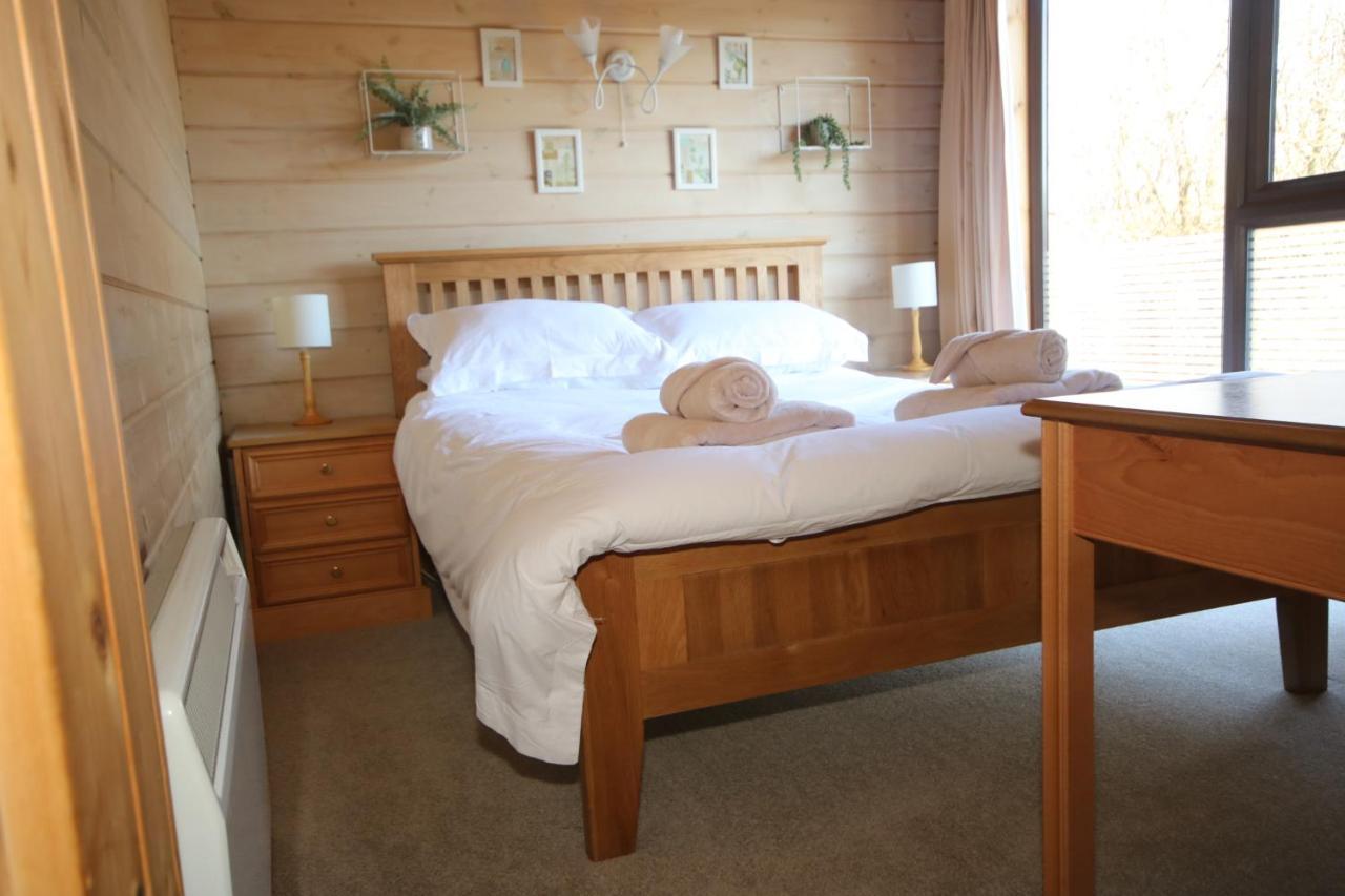 Hartland Hideaway Lodge Woolfardisworthy  Esterno foto