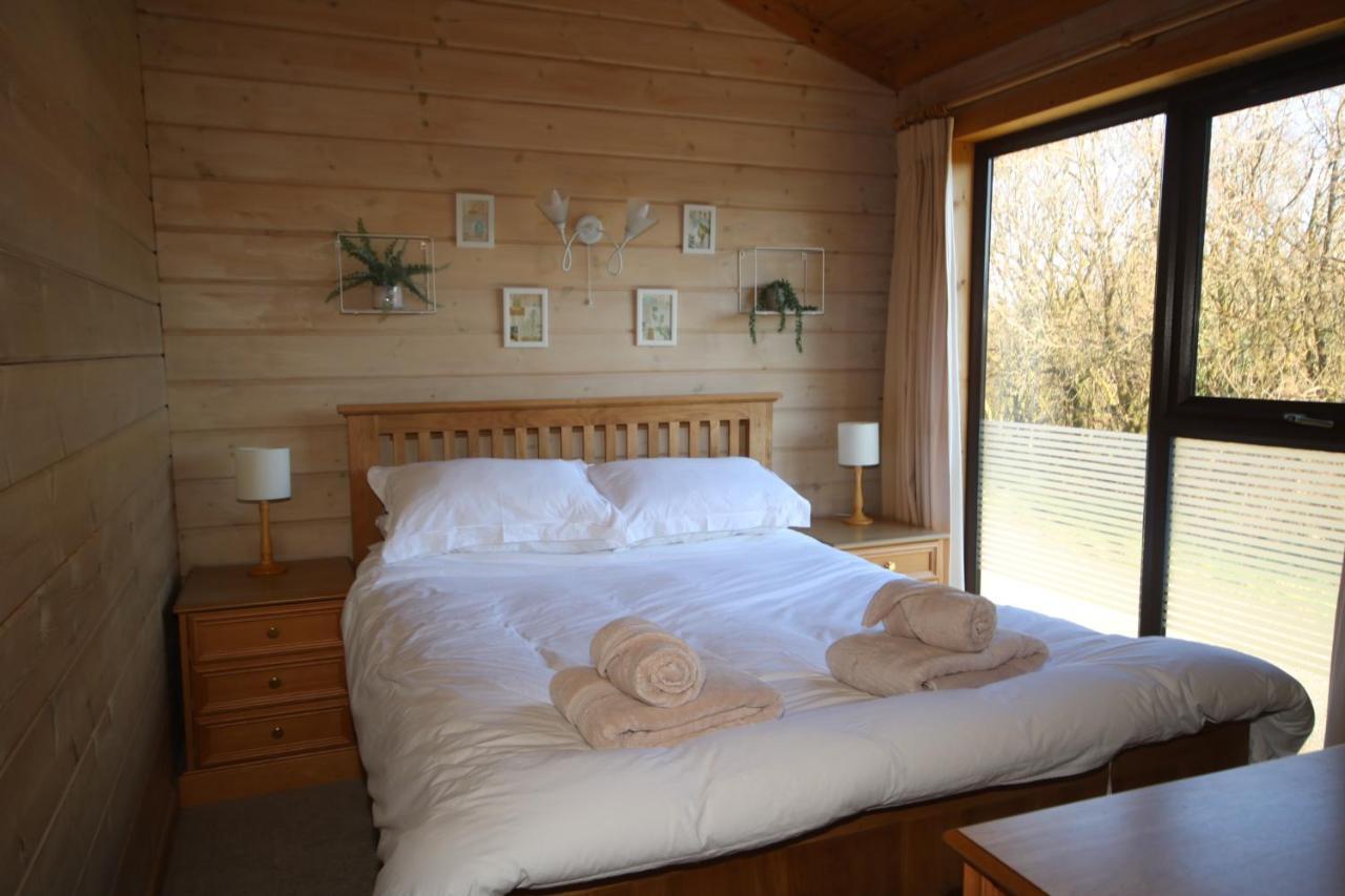 Hartland Hideaway Lodge Woolfardisworthy  Esterno foto